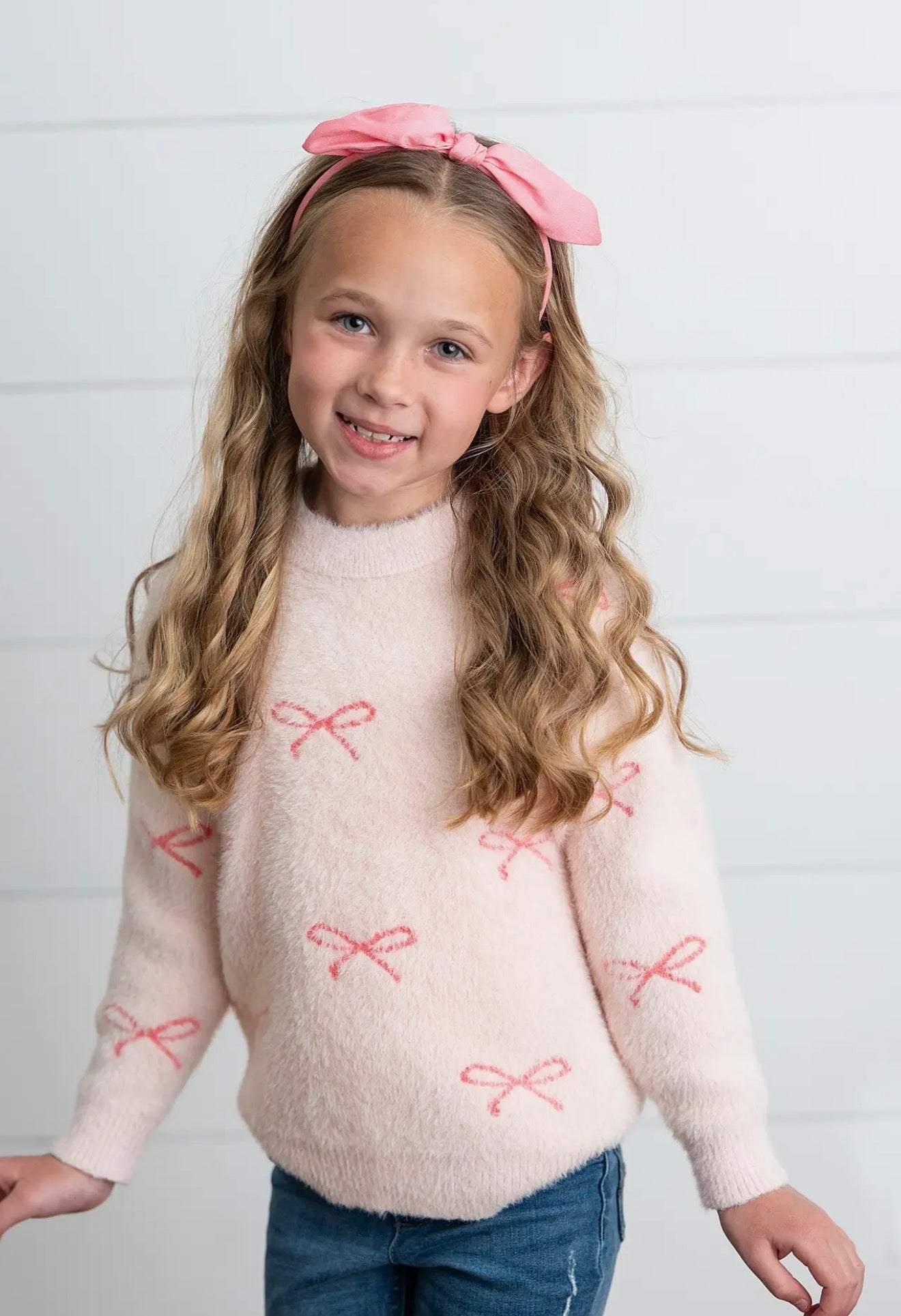 Girls Pink Bow Fuzzy Crew Neck
Coquette Fall Winter Sweater