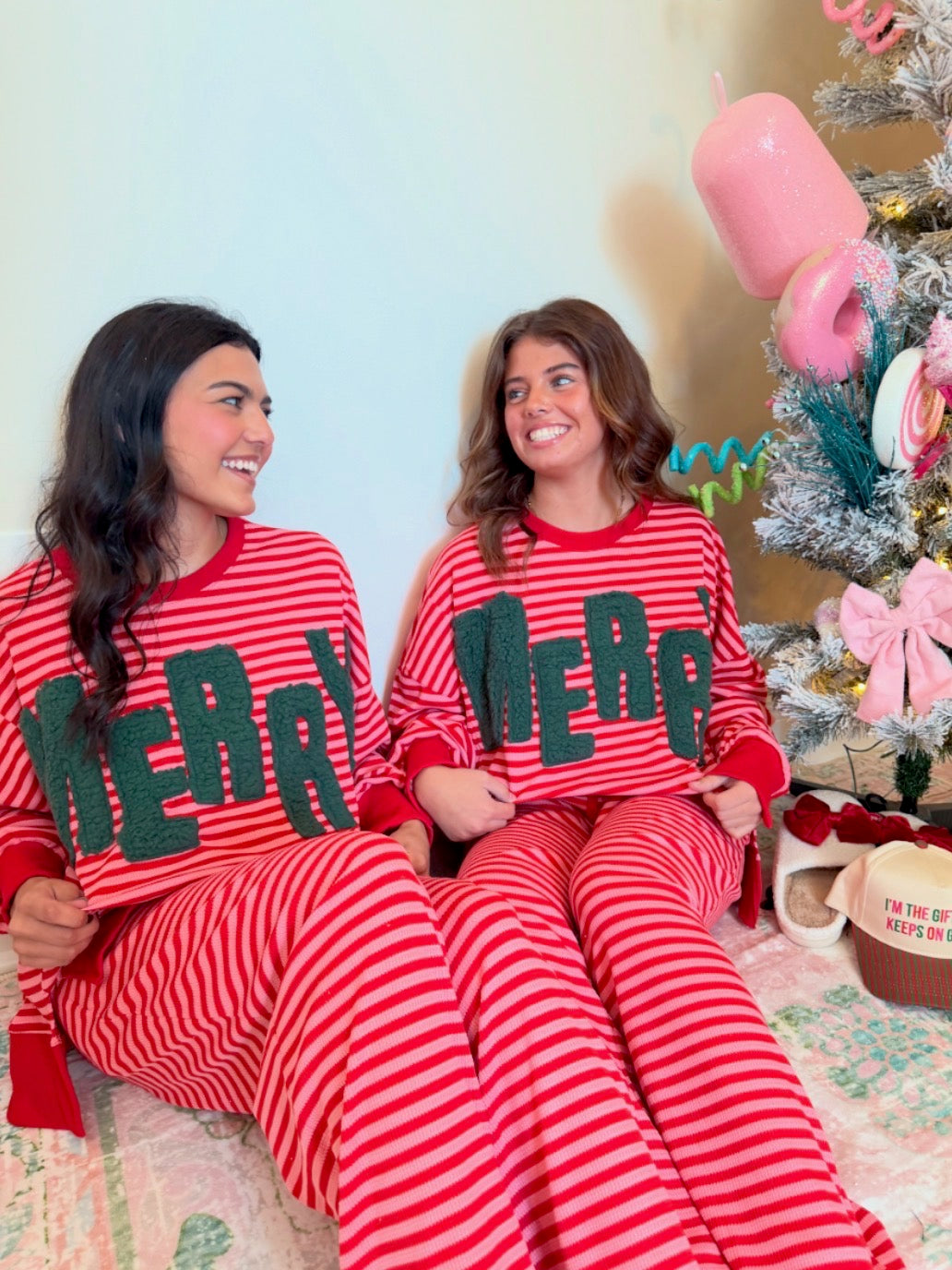 Cozy Merry Set